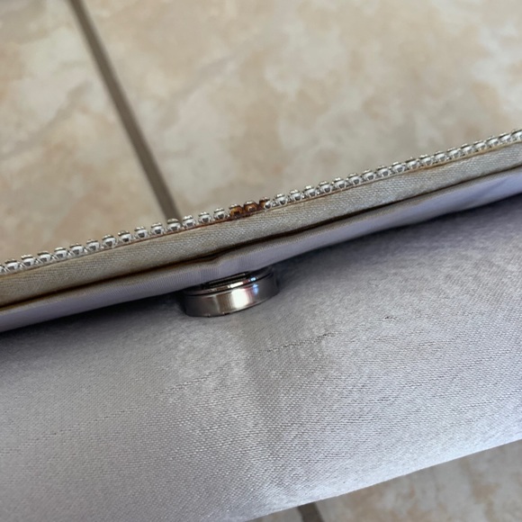 Magnetic Clasp Prom Clutch - Picture 4 of 5